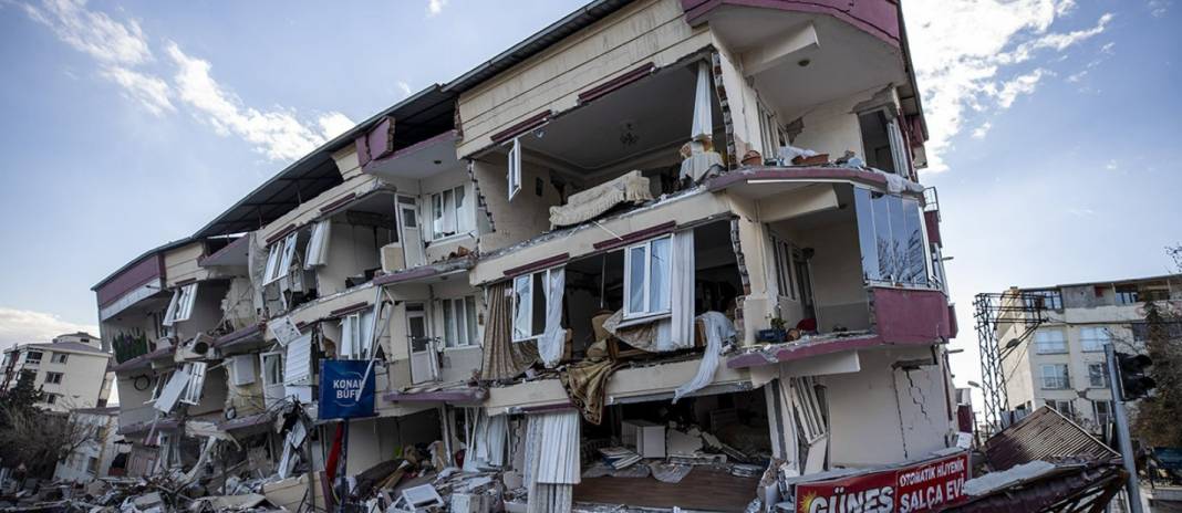 Dr. Buğra Gökçe açıkladı! “İmar afları kentlerimizin sorunlarını çözüp dirençli hale getiremez” 2